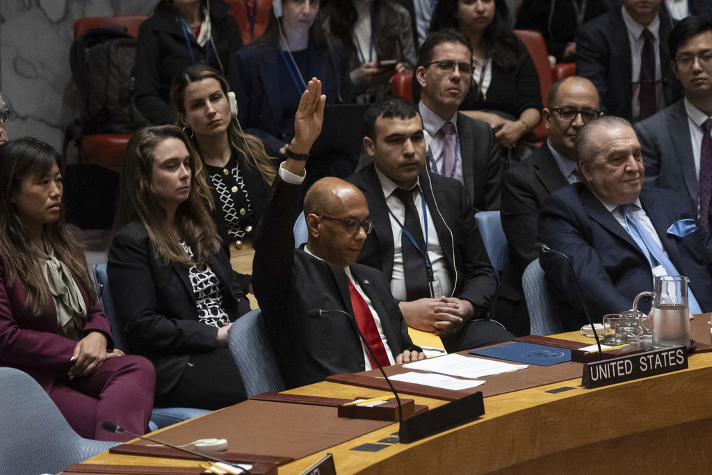 US vetoes resolution backing full UN membership for Palestine