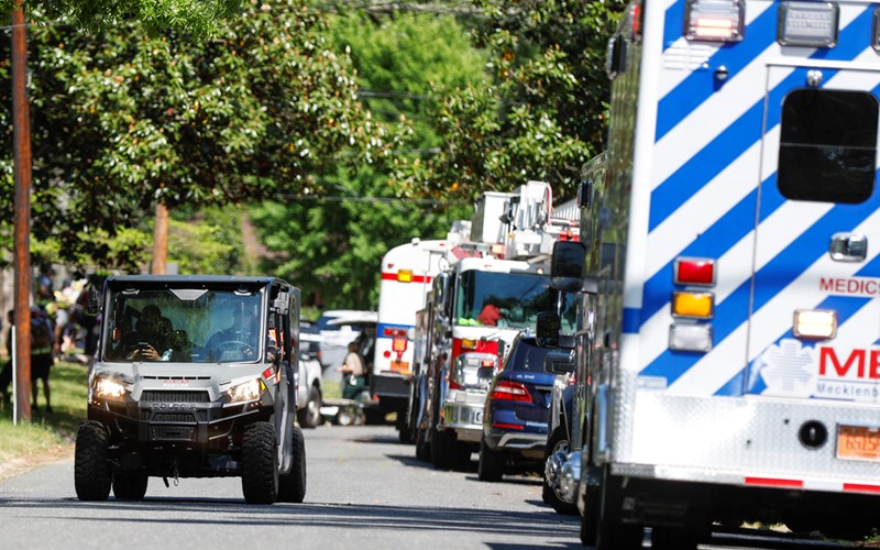 Four Charlotte  law officers dead after shootout when serving warrant